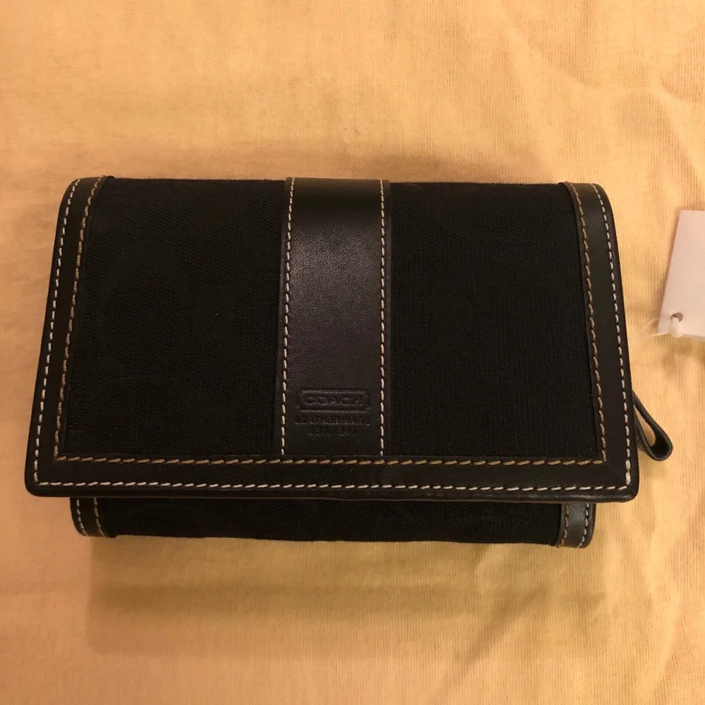 Coach signature black leather trim women’s wallet - Picture 3 of 9